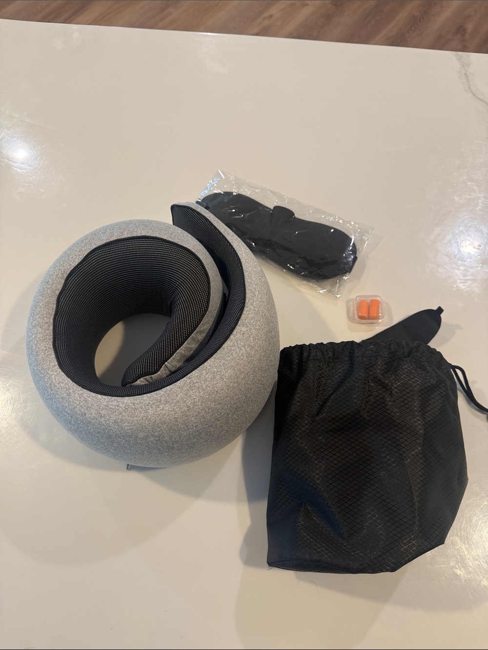 NWOT Lxbexca Neck pillow